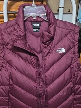The North Face Women's Maroon Quilted Insulated Vest